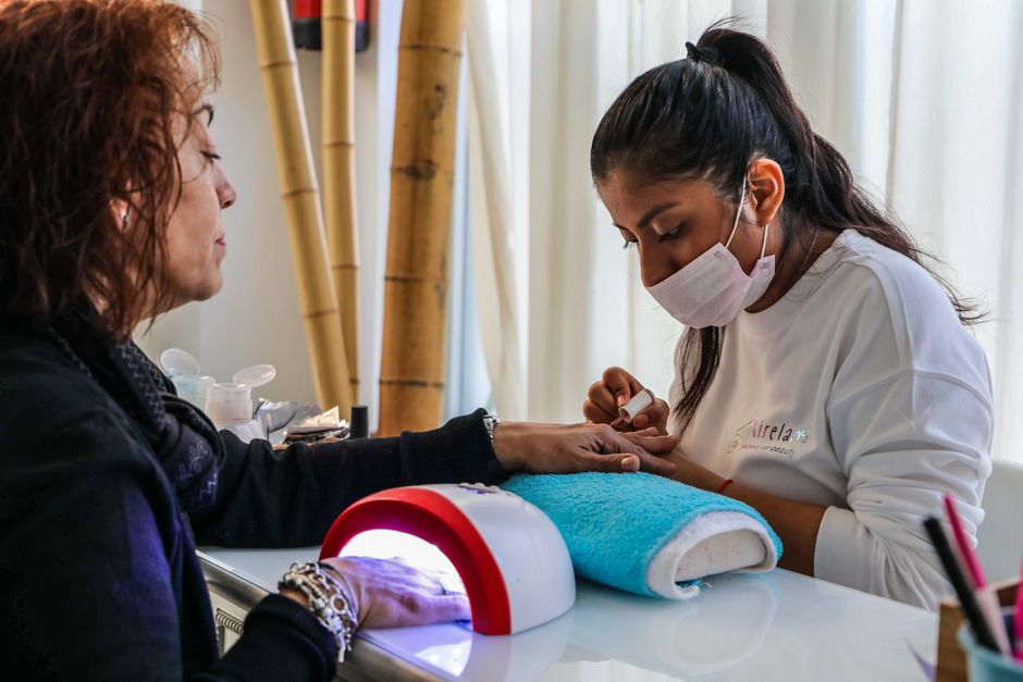 podologo unas debiles solucion en casa paso a paso si notas que tus unas de los 1f4369b2 podólogo uñas débiles Solución en casa paso a paso Si notas que tus uñas de los pies se quiebran al mínimo roce, pierden bri